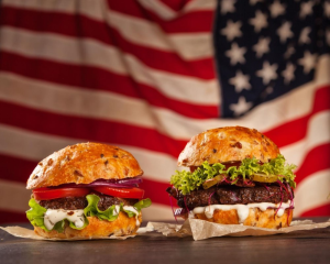 Burger - món ăn nổi tiếng của Mỹ