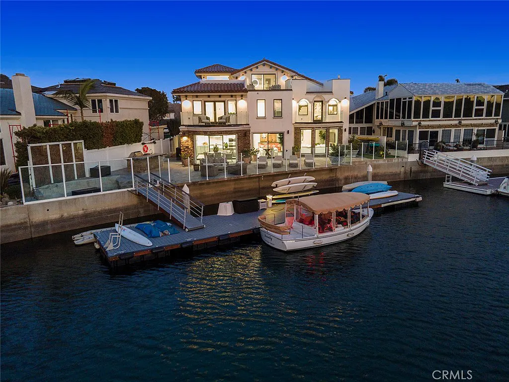 Buying a Home in the US - Million-Dollar Beachfront Villa in California